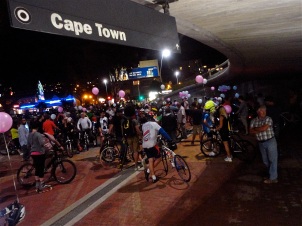Moonlightmass riders under the Green Point circle.